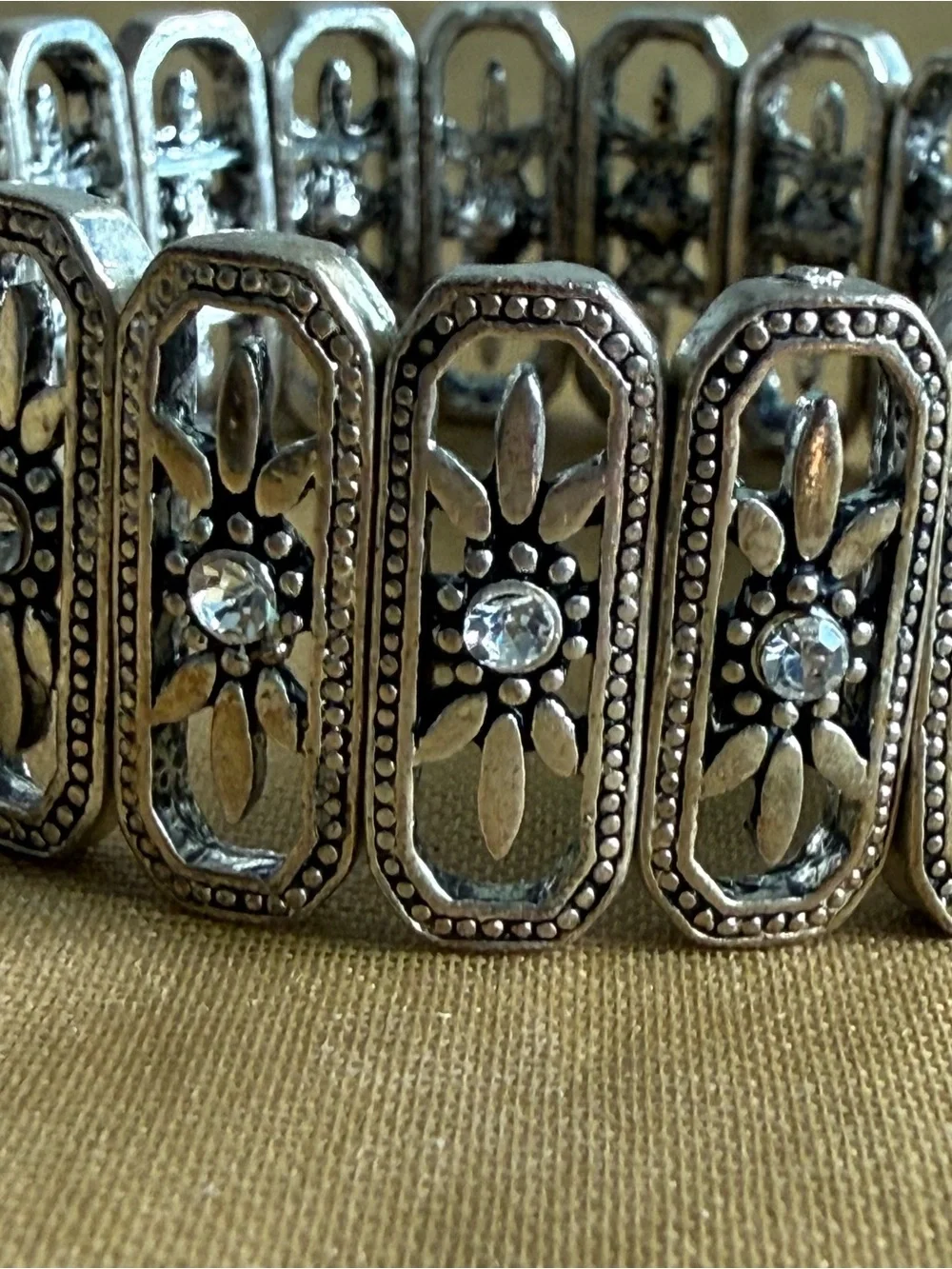 N/A elegant silver